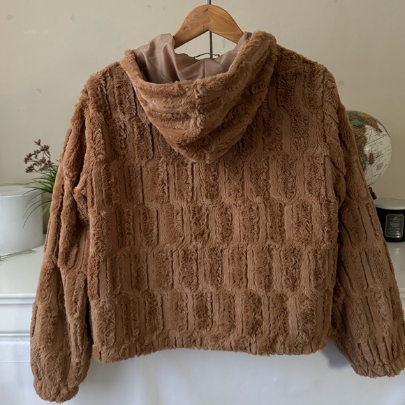 Band of the Free Serpa Brown ZipUp Jacket Size S NWT - Picture 3 of 5